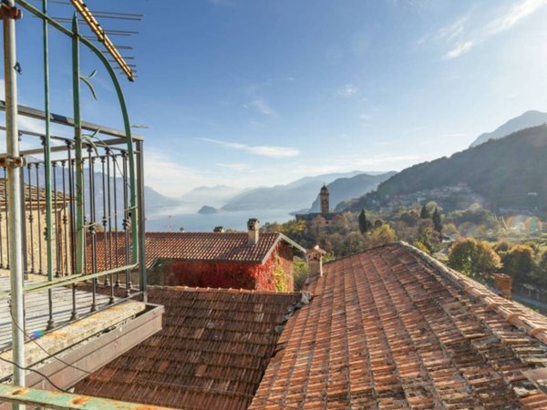 casa indipendente in vendita a Plesio