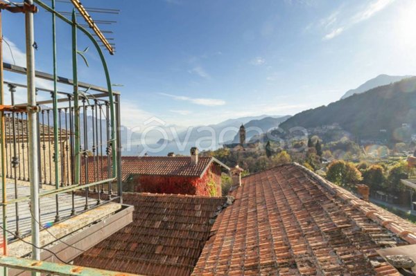appartamento in vendita a Plesio