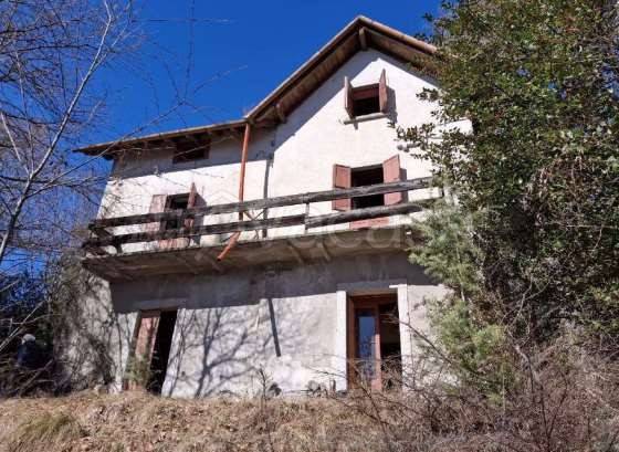 casa indipendente in vendita a Plesio