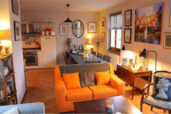 appartamento in vendita a Plesio in zona Breglia