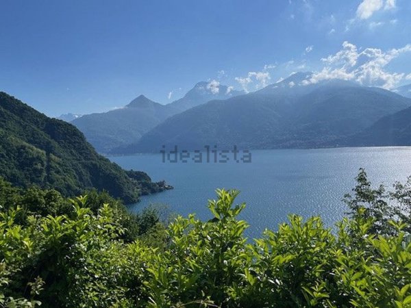 casa indipendente in vendita a Plesio