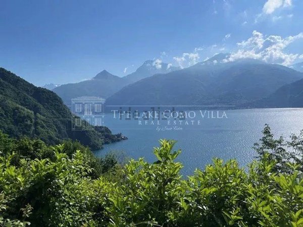 casa indipendente in vendita a Plesio in zona Calveseglio