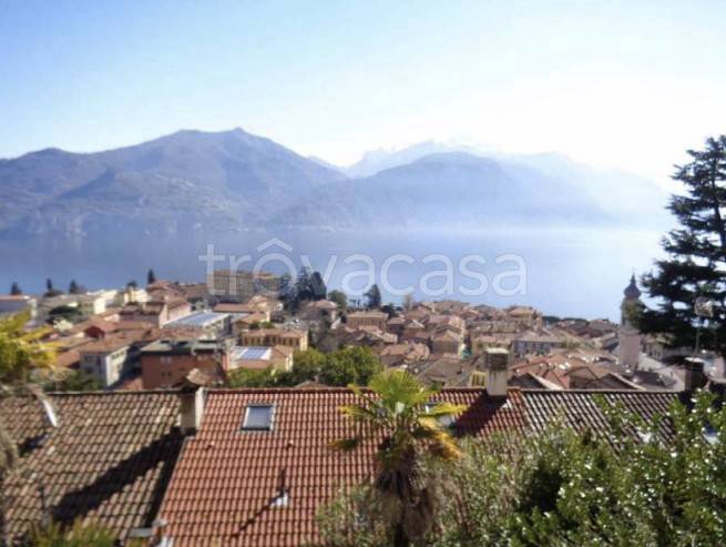 casa indipendente in vendita a Plesio