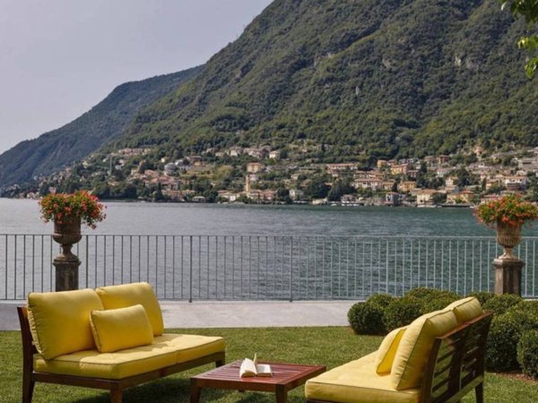 casa indipendente in vendita a Pognana Lario