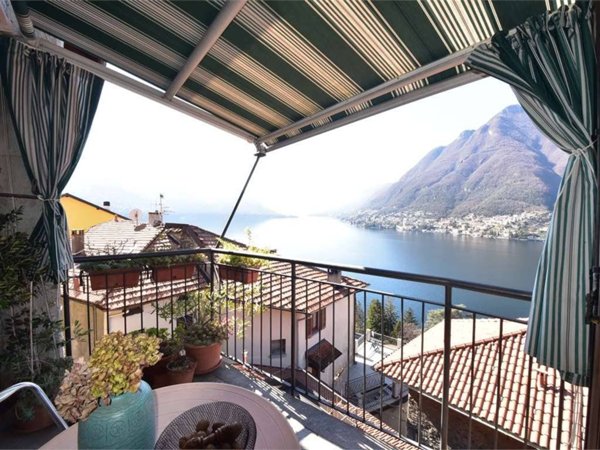 appartamento in vendita a Pognana Lario