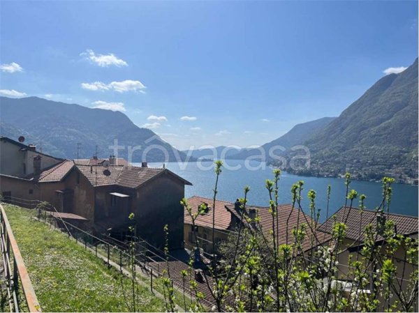 casa indipendente in vendita a Pognana Lario