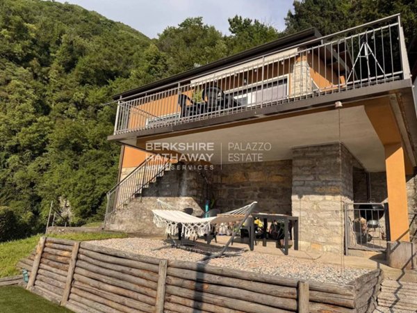 appartamento in vendita a Pognana Lario