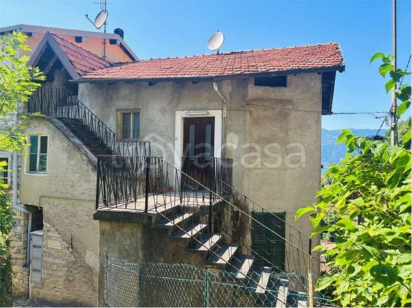 appartamento in vendita a Pognana Lario