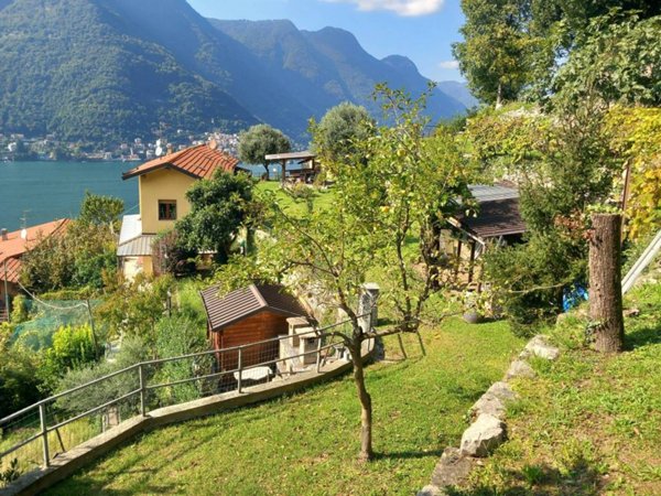 appartamento in vendita a Pognana Lario