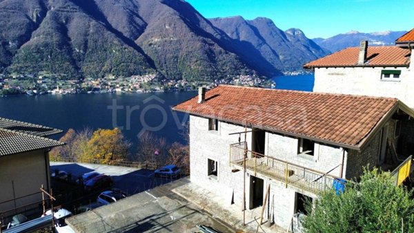 casa indipendente in vendita a Pognana Lario
