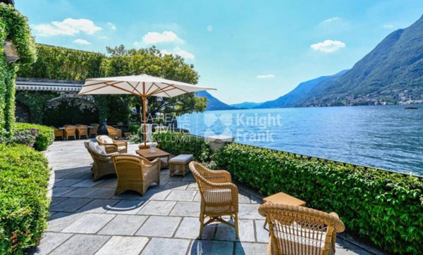 casa indipendente in vendita a Pognana Lario
