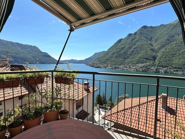 casa indipendente in vendita a Pognana Lario