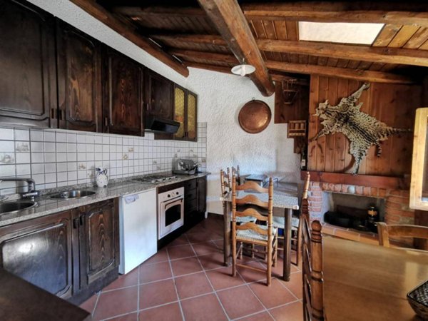 appartamento in vendita a Ponna