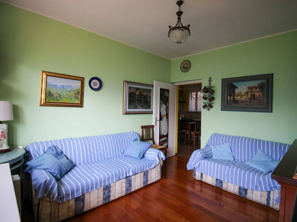 appartamento in vendita a Ponna