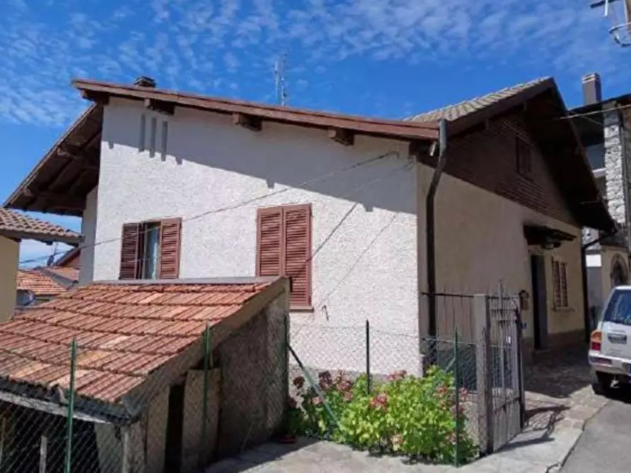 appartamento in vendita a Ponna