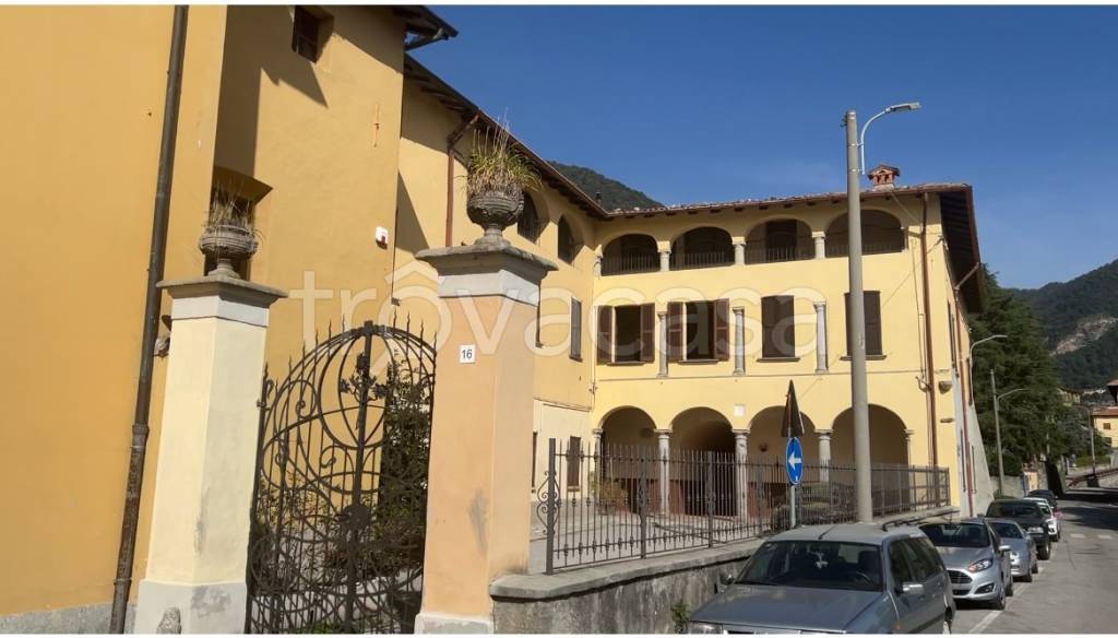 appartamento in vendita a Ponte Lambro