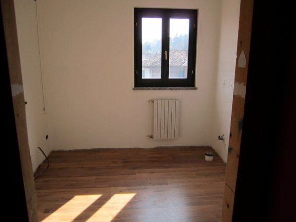 ufficio in vendita a Ponte Lambro