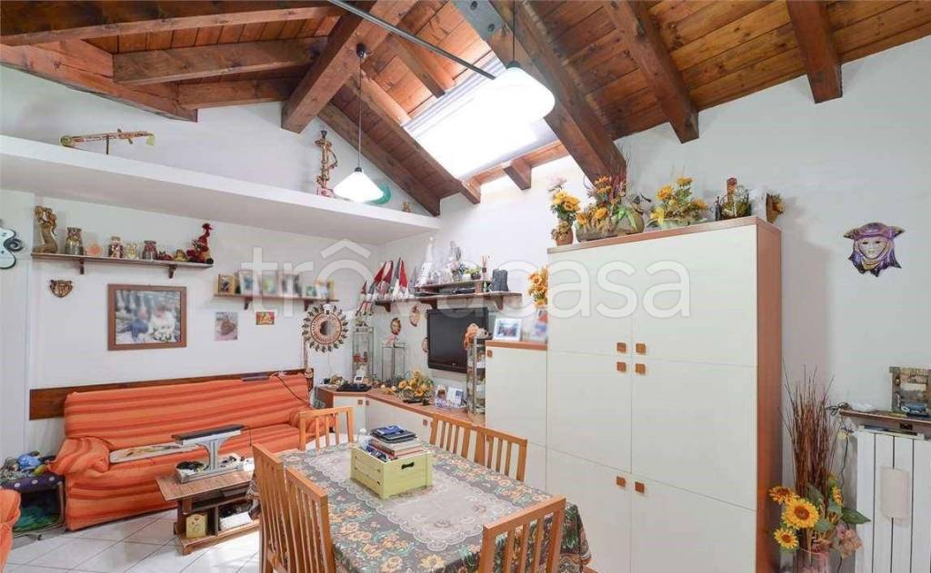 appartamento in vendita a Ponte Lambro