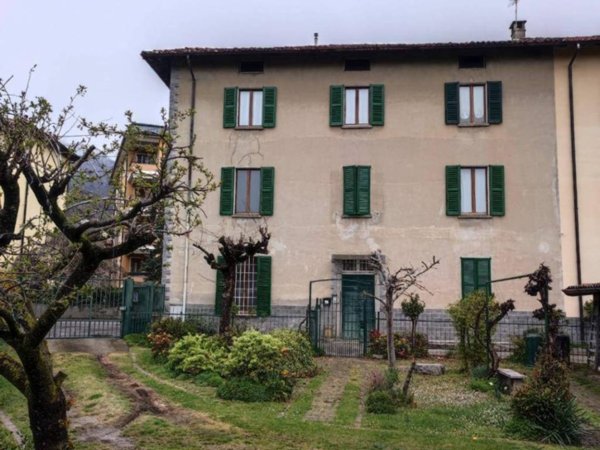 appartamento in vendita a Ponte Lambro