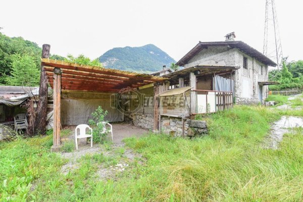 appartamento in vendita a Ponte Lambro