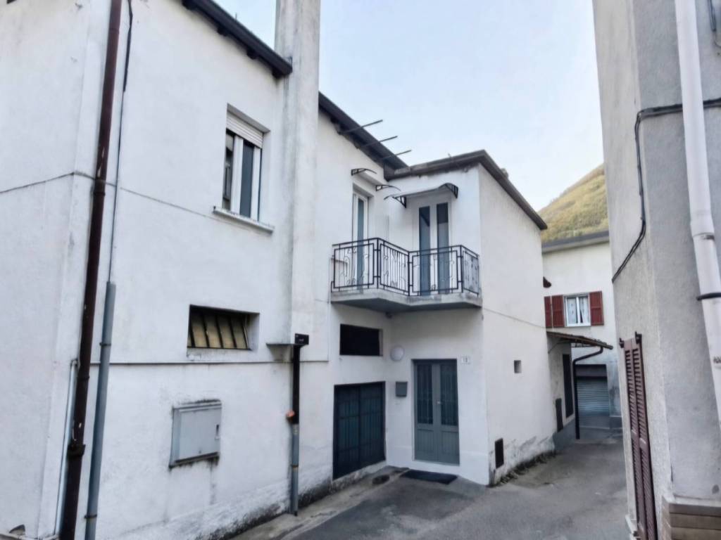 appartamento in vendita a Ponte Lambro