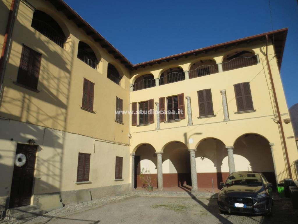 appartamento in vendita a Ponte Lambro