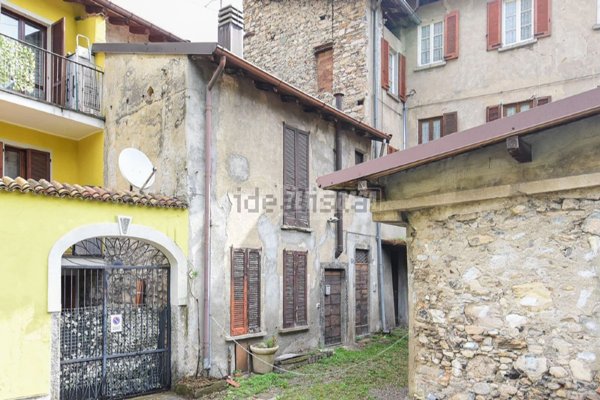 appartamento in vendita a Ponte Lambro