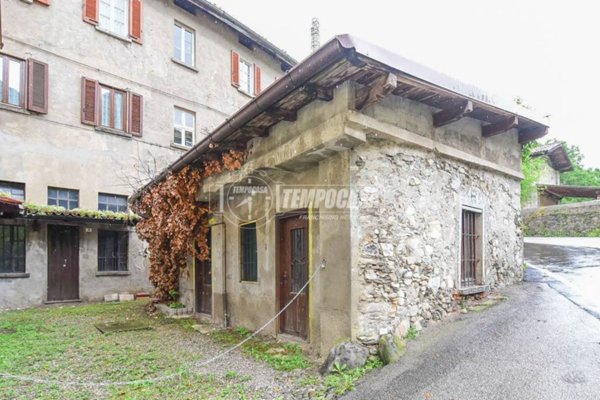 appartamento in vendita a Ponte Lambro