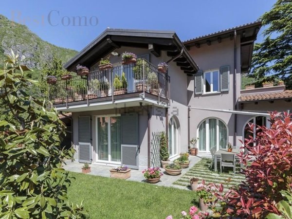 casa indipendente in vendita a Porlezza