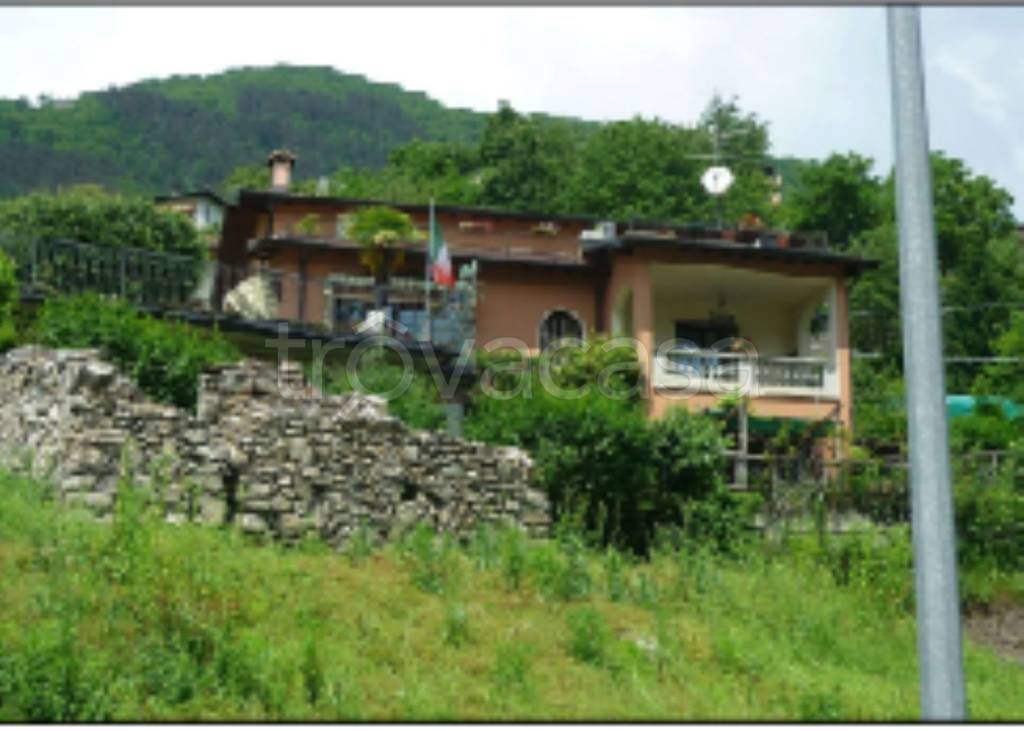 appartamento in vendita a Porlezza