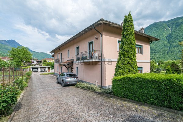 appartamento in vendita a Porlezza