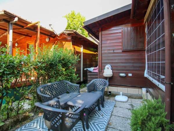 negozio in vendita a Porlezza