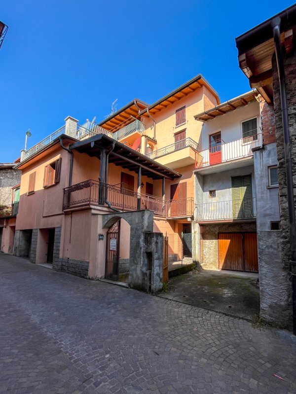 appartamento in vendita a Porlezza