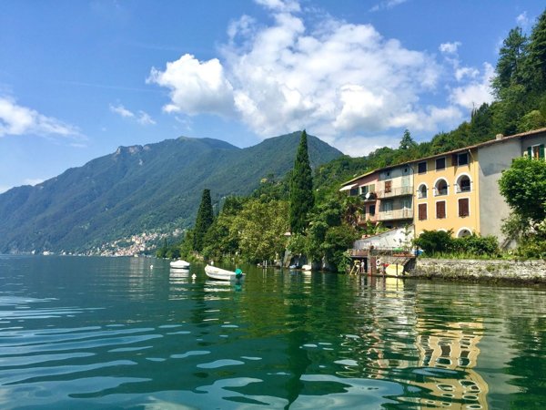 casa indipendente in vendita a Porlezza