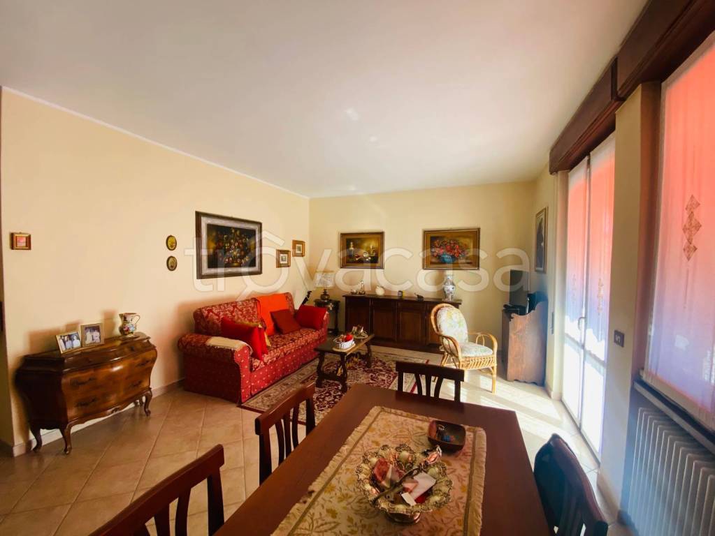 appartamento in vendita a Porlezza