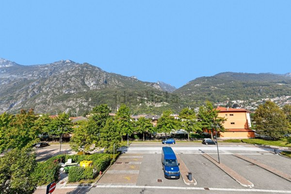 appartamento in vendita a Porlezza