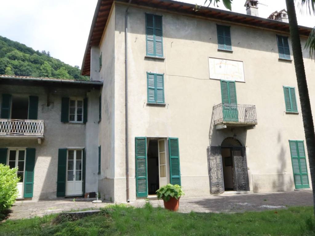 appartamento in vendita a Porlezza