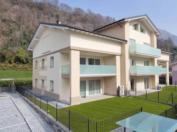 appartamento in vendita a Porlezza