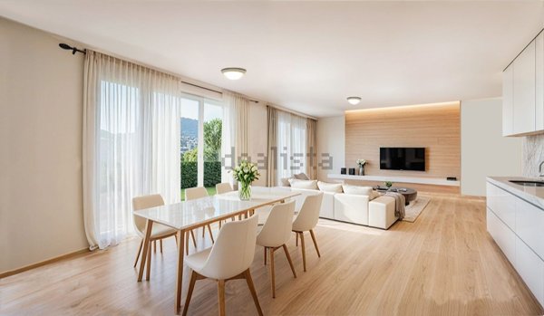 appartamento in vendita a Porlezza