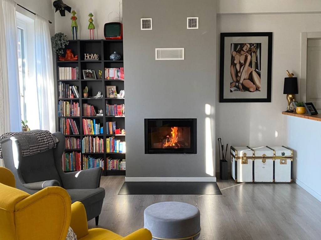 casa indipendente in vendita a Porlezza