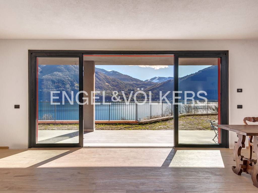 casa indipendente in vendita a Porlezza in zona Cima