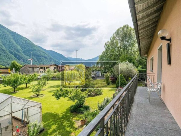 appartamento in vendita a Porlezza