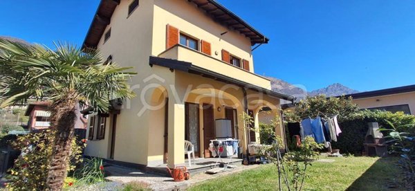 casa indipendente in vendita a Porlezza