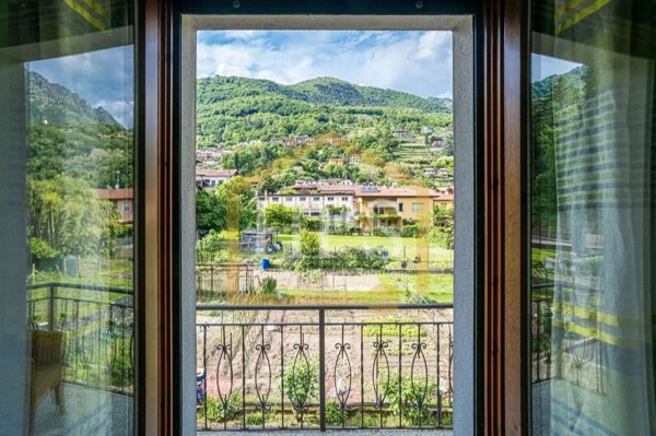 appartamento in vendita a Porlezza