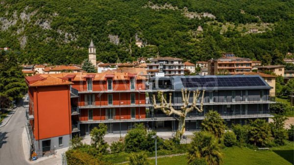 appartamento in vendita a Porlezza in zona Begna