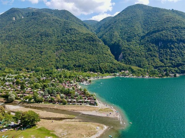 appartamento in vendita a Porlezza in zona Begna