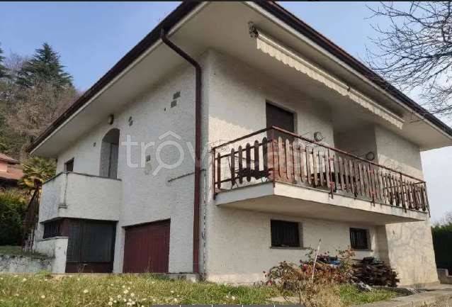casa indipendente in vendita a Proserpio