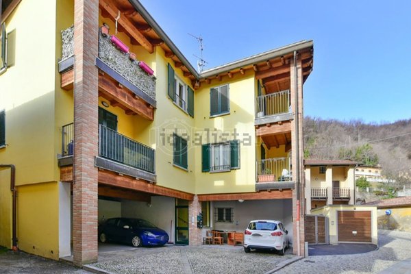 appartamento in vendita a Proserpio