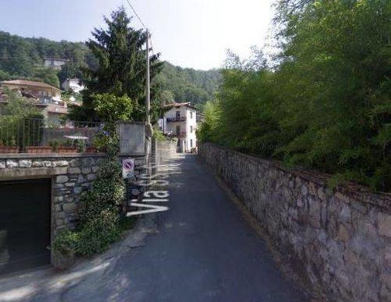 casa indipendente in vendita a Proserpio