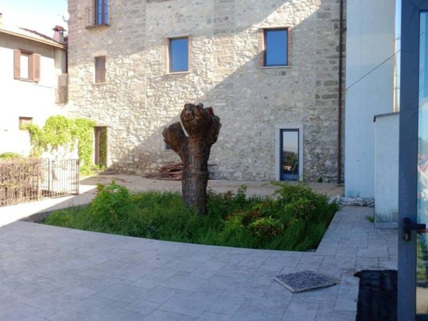 negozio in vendita a Proserpio